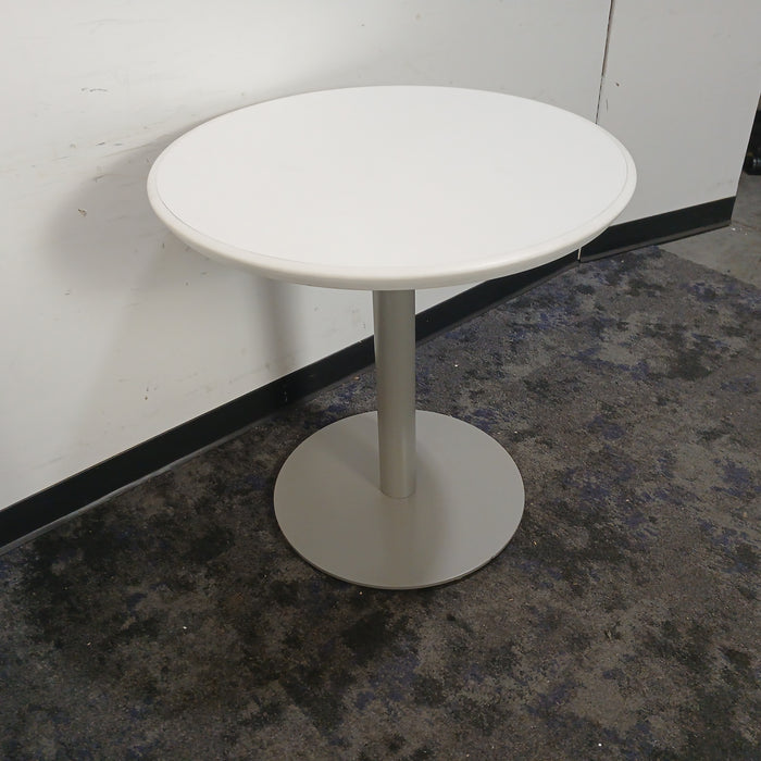 30" Round Table