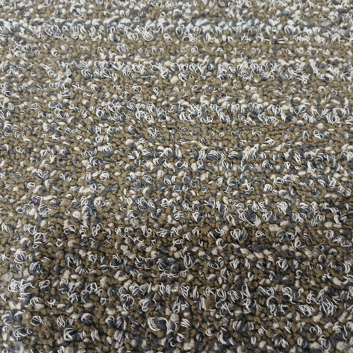 Carpet Square - 278 Square Feet (#6797)
