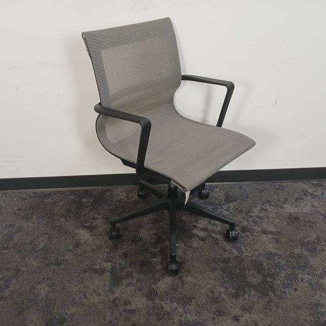 Nova Mesh Series Desk Chair