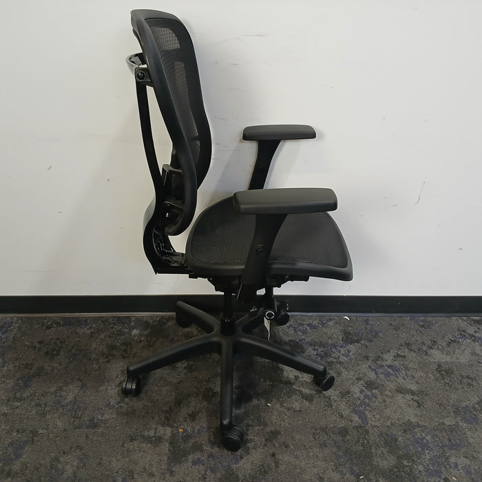 Rika Mesh Office Chair