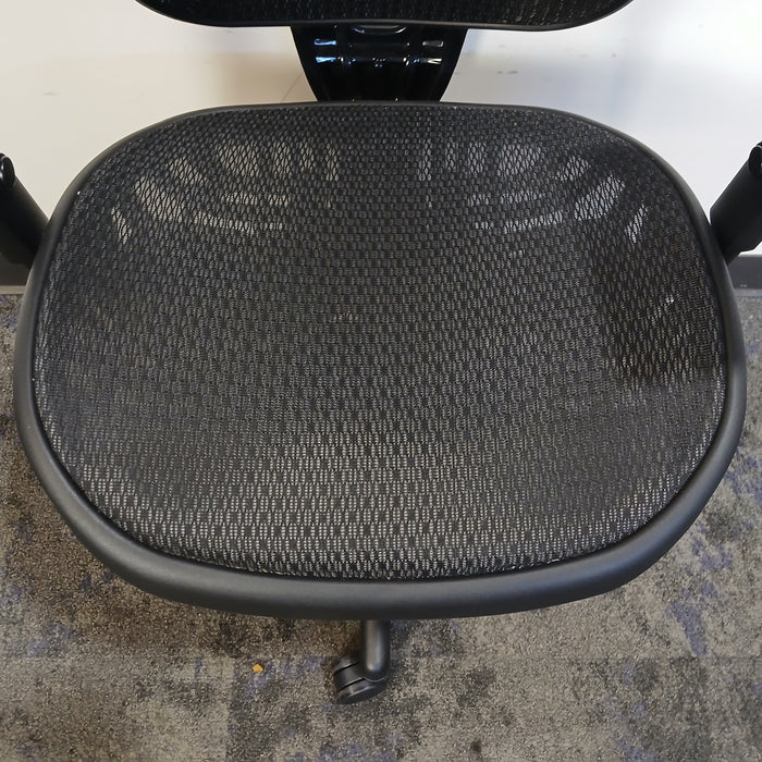 Rika Mesh Office Chair