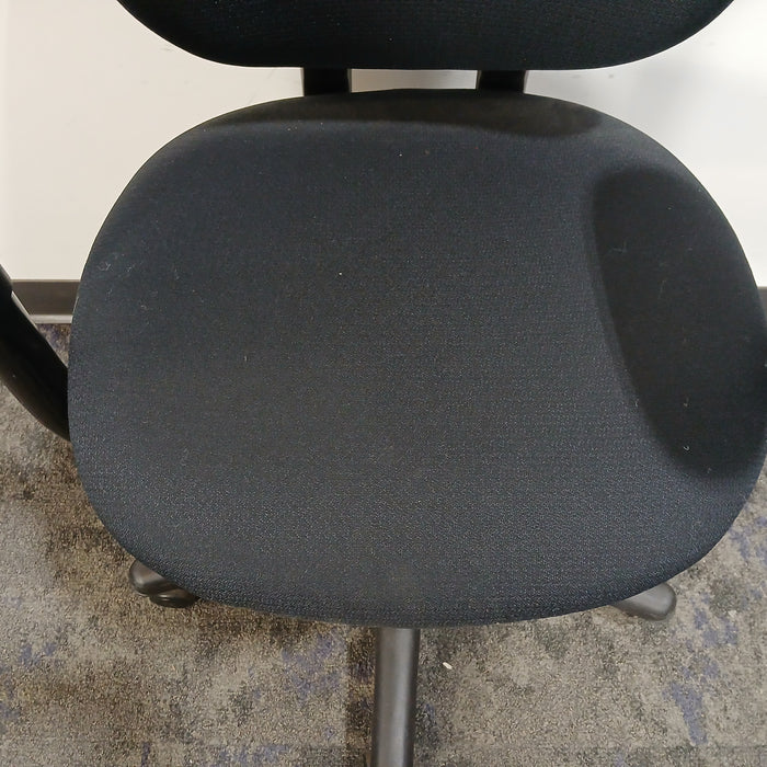 Criterion Desk Chair