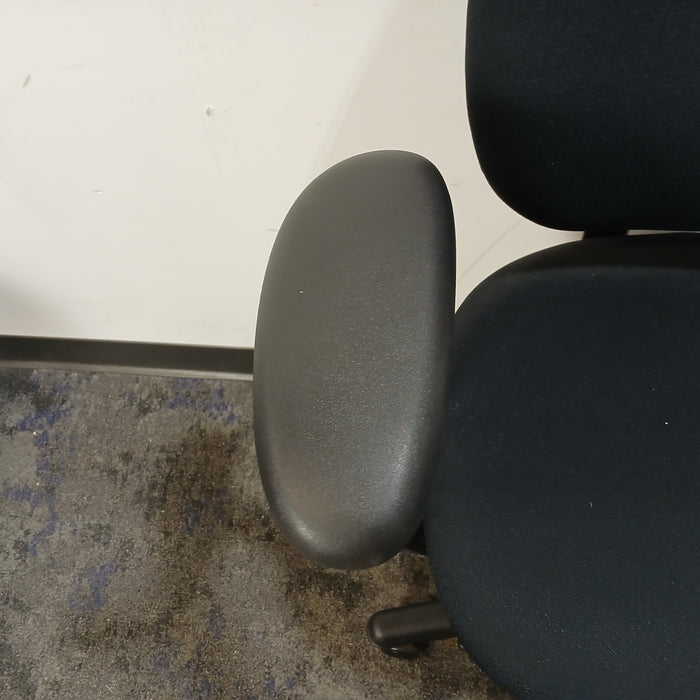 Criterion Desk Chair