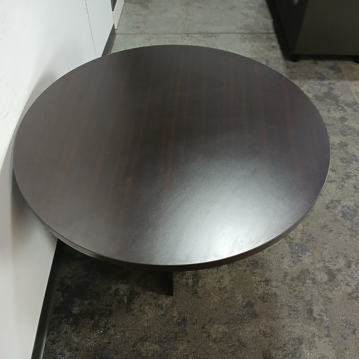42" Round Table