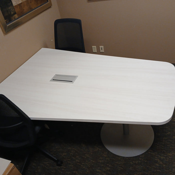 6' Collaboration Table