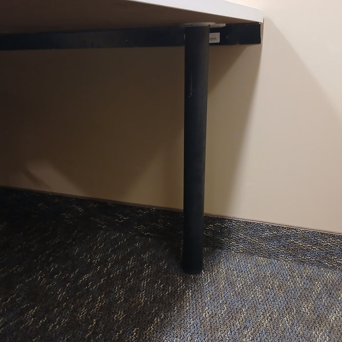 6' Collaboration Table