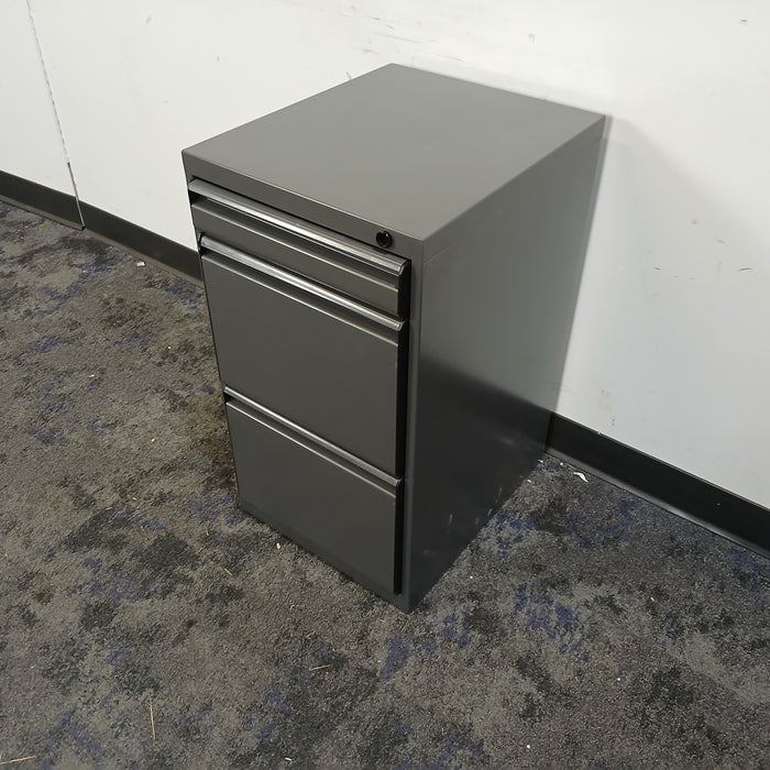 3 Drawer B/B/F Pedestal File Cabinet