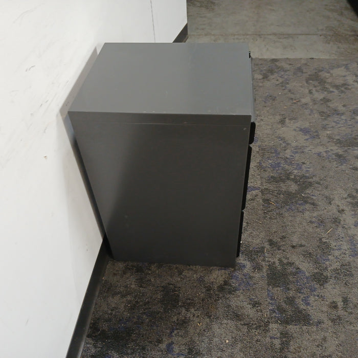 3 Drawer B/B/F Pedestal File Cabinet