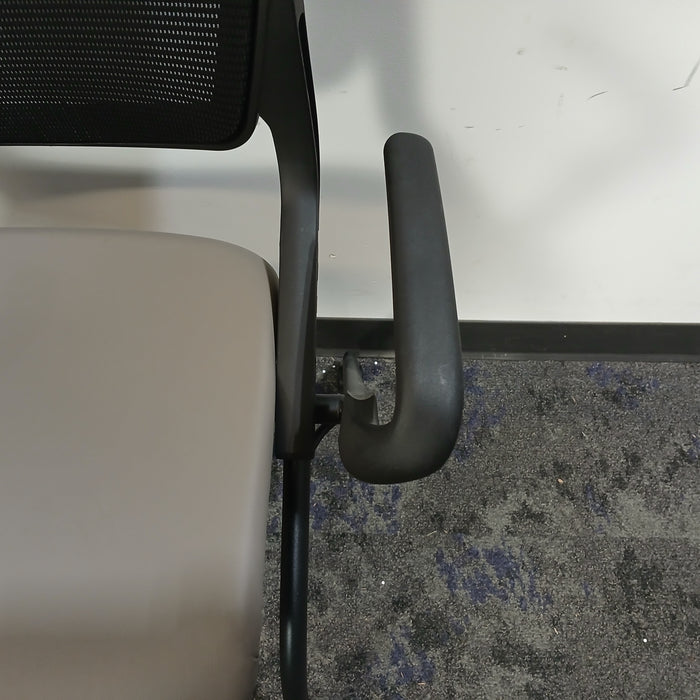 Stacking Guest Chair