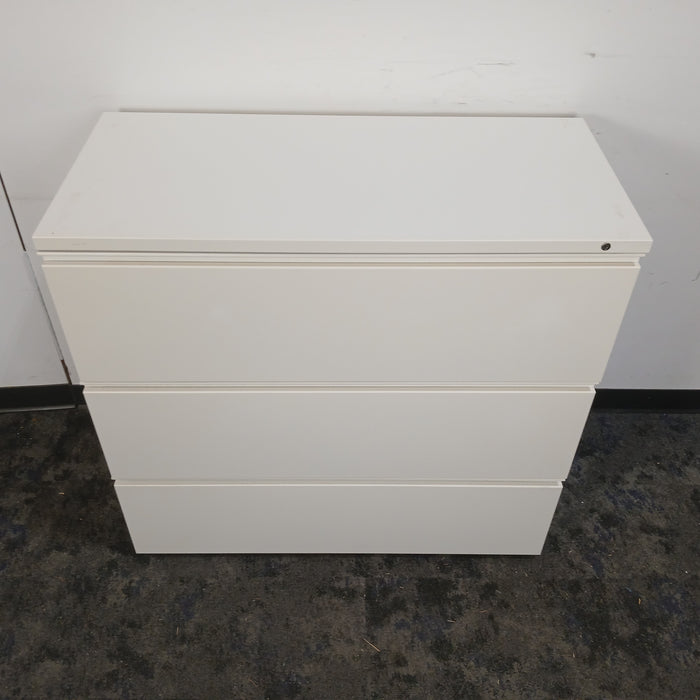 42" 3 Drawer Lateral File Cabinet