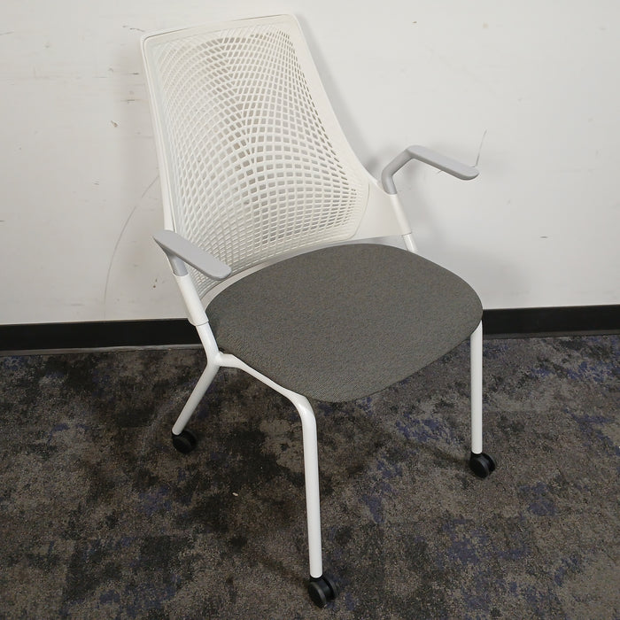 Sayl Guest Chair