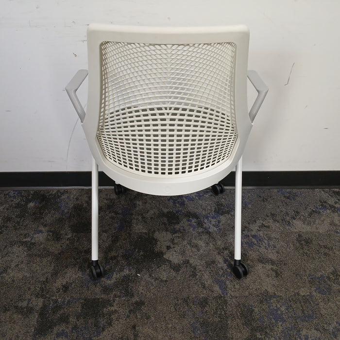 Sayl Guest Chair