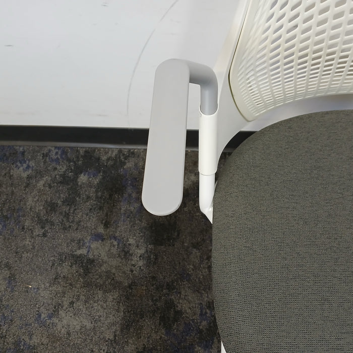 Sayl Guest Chair