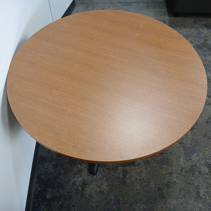 42" Round Table