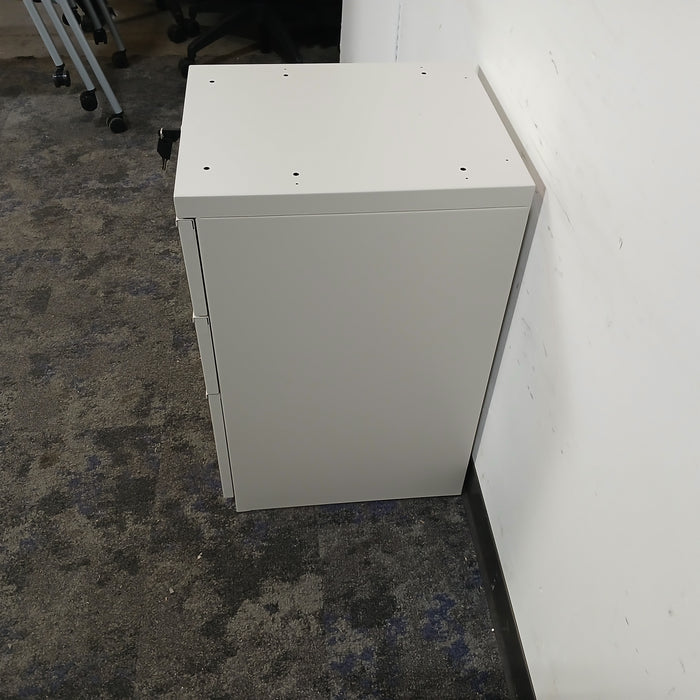 3 Drawer B/B/F Pedestal File Cabinet