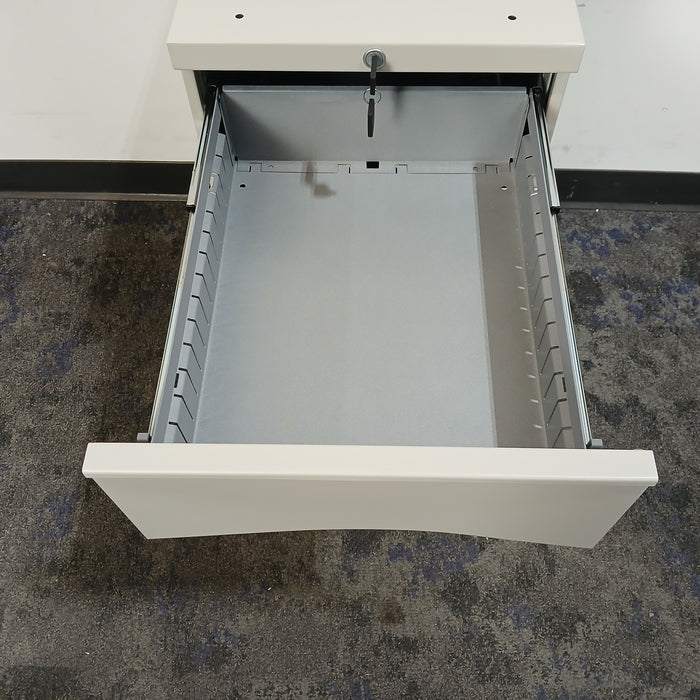 3 Drawer B/B/F Pedestal File Cabinet