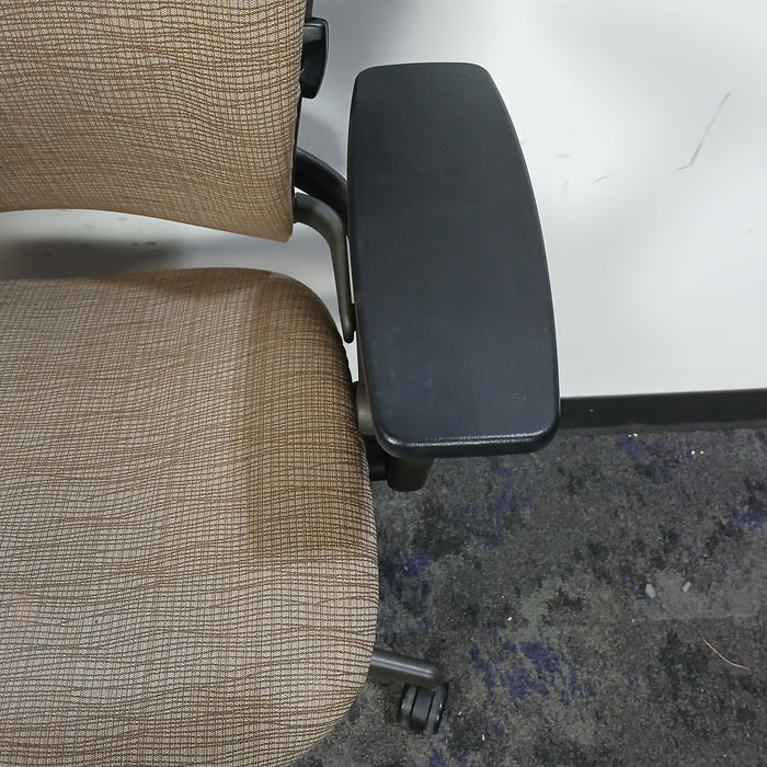 Leap V2 Office Chair