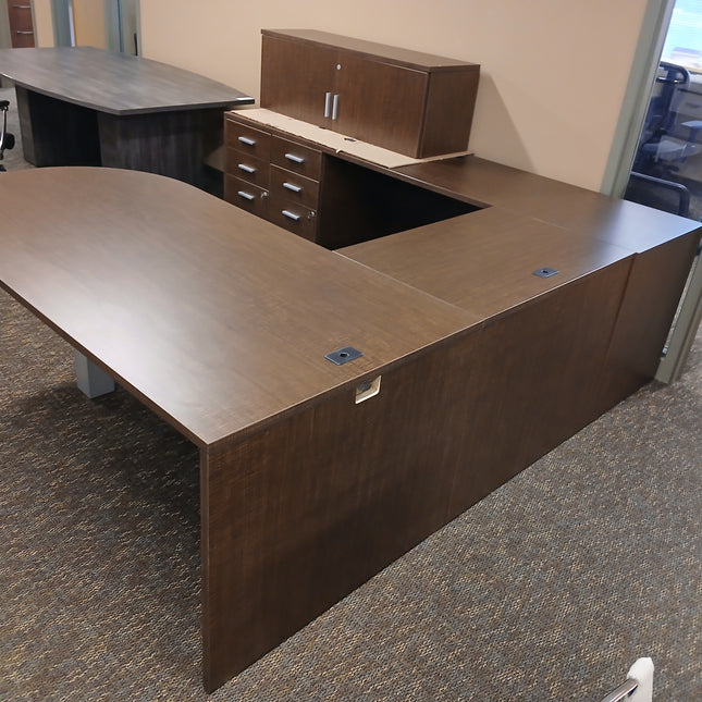 72" U-Shaped Desk
