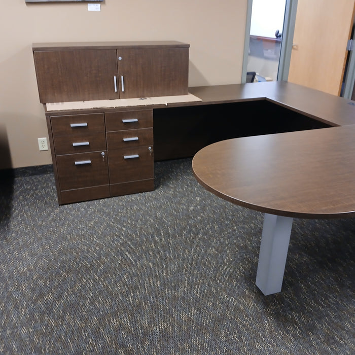 72" U-Shaped Desk