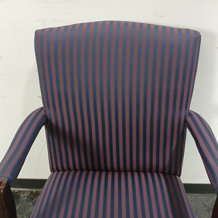 Rolling Guest Chair