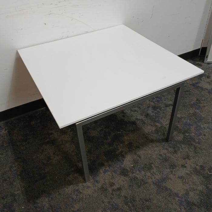 30" x 30" Table