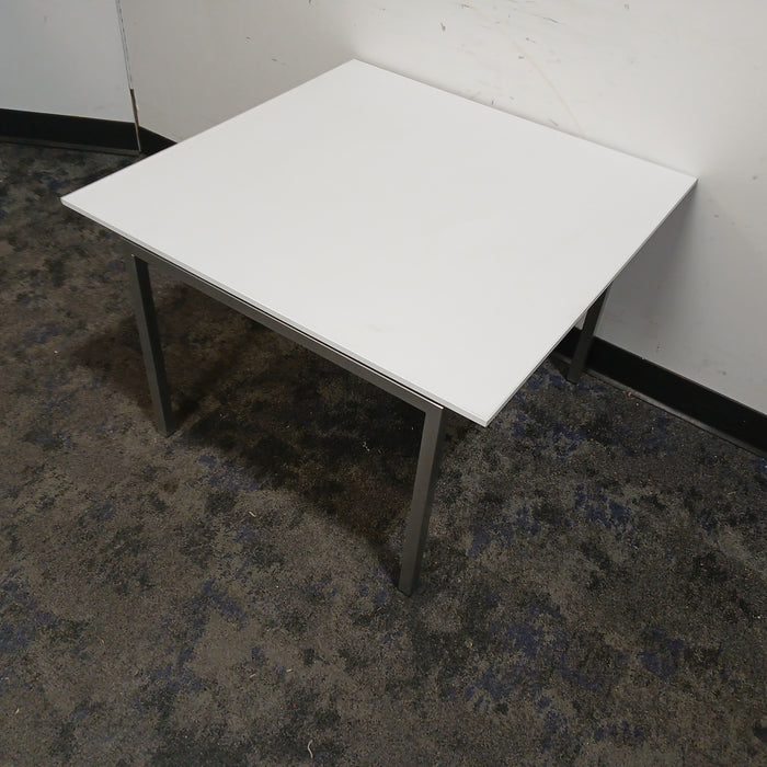 30" x 30" Table