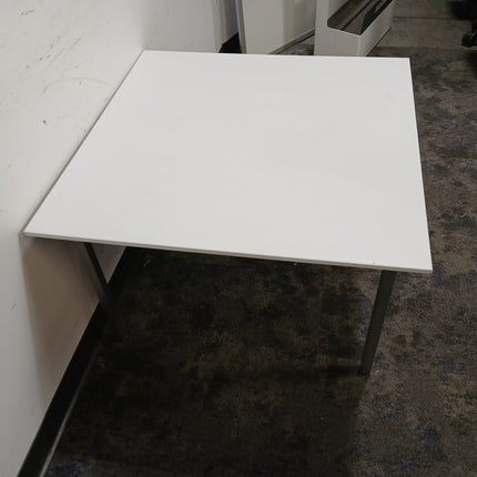 30" x 30" Table
