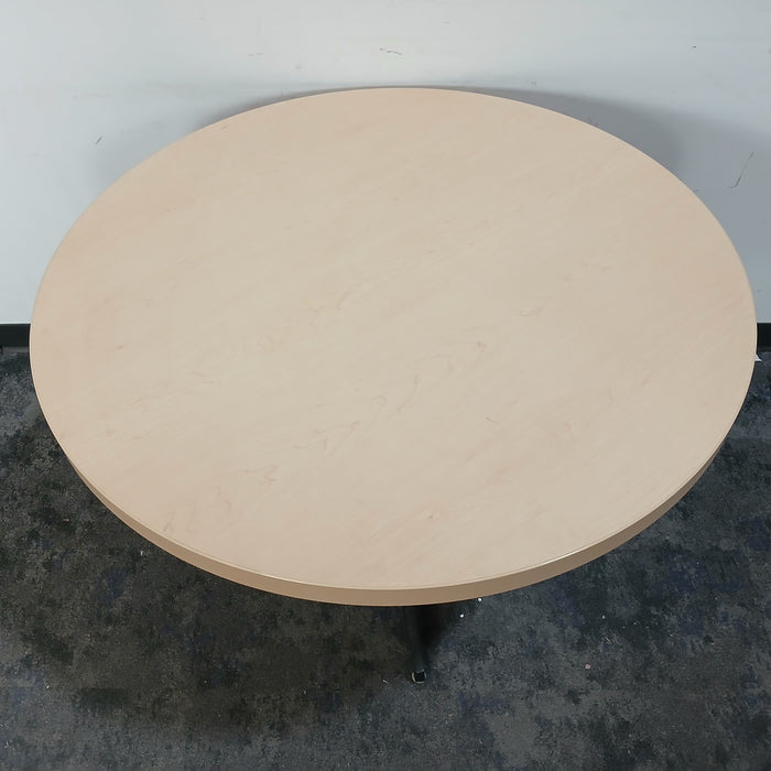 42" Round Table