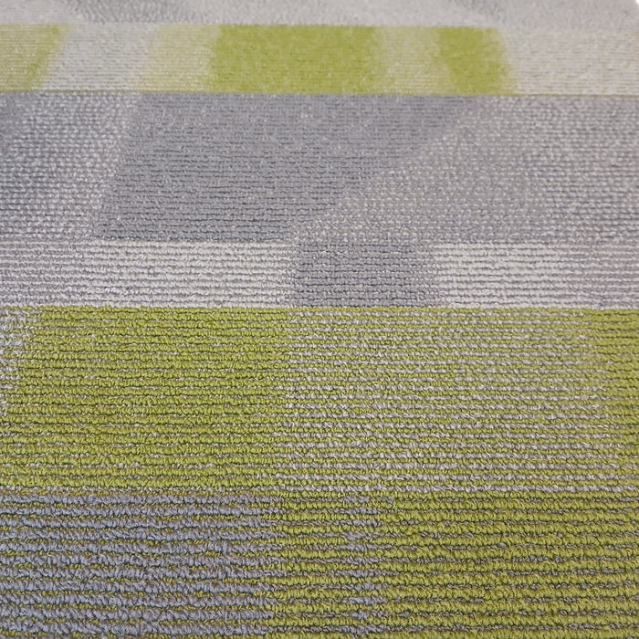 Carpet Square - 858 Square Feet (#7114)