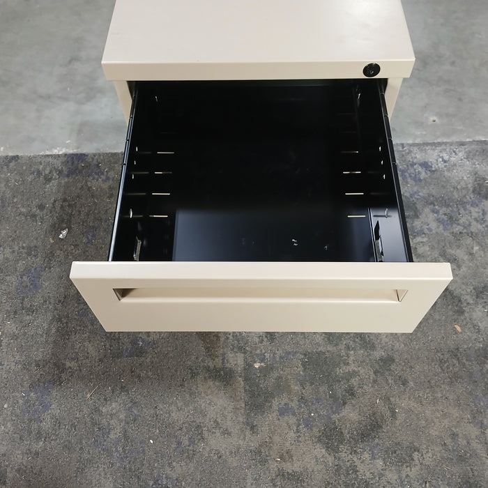 3 Drawer B/B/F Pedestal File Cabinet