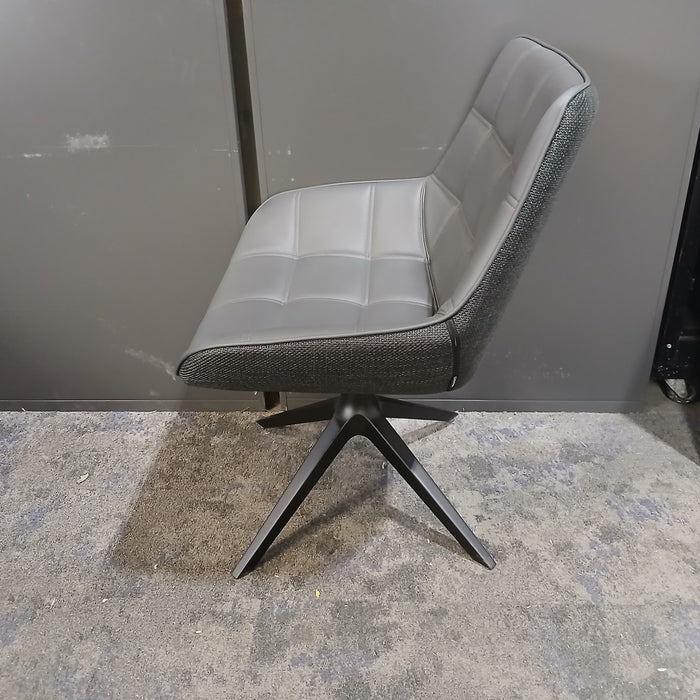 Neo Lounge Chair