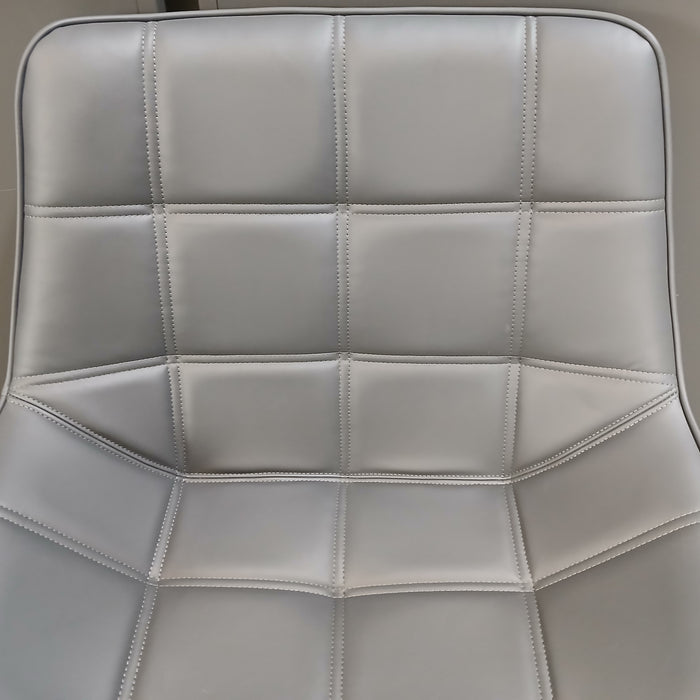 Neo Lounge Chair