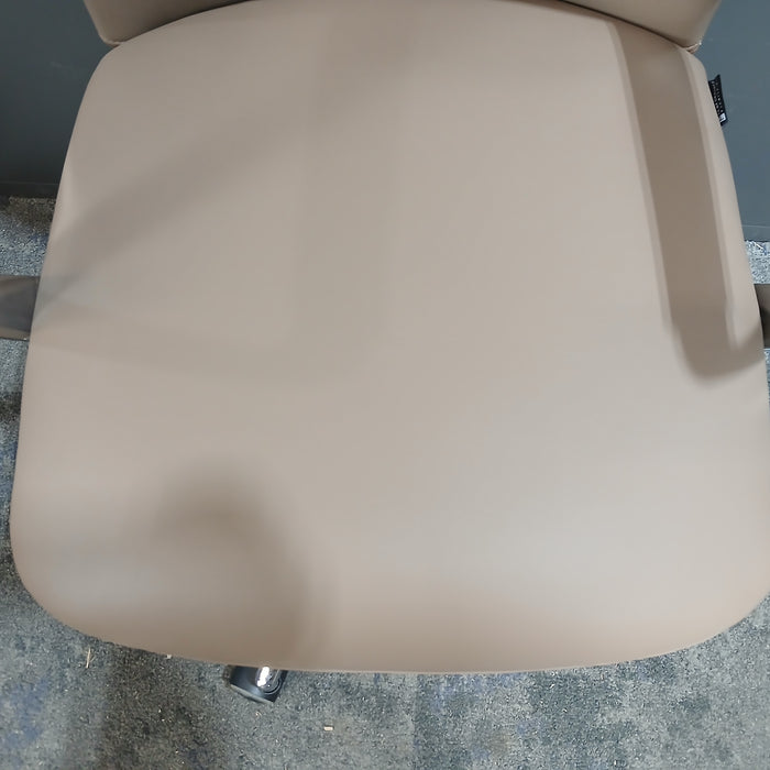 Dolce Conference Room Chair