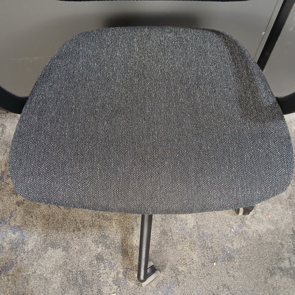 Niro Task Chair