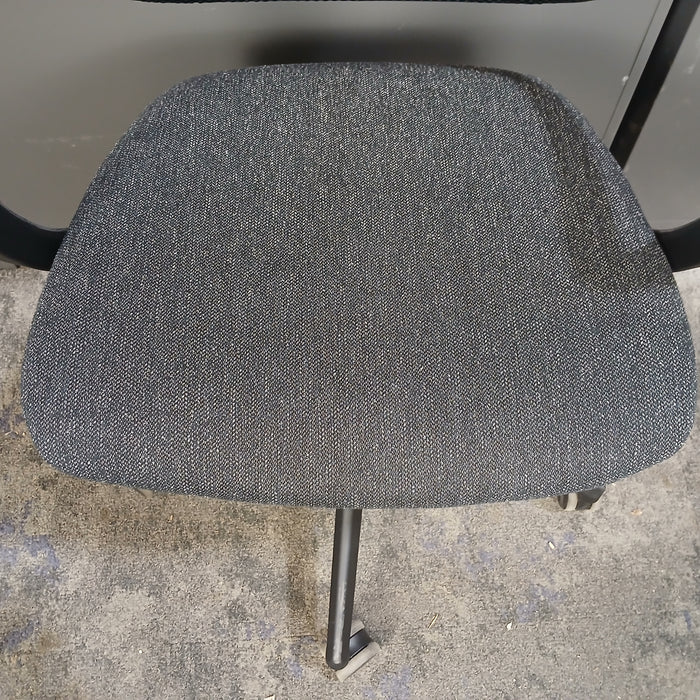Niro Task Chair