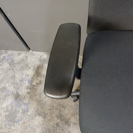Next Task Chair