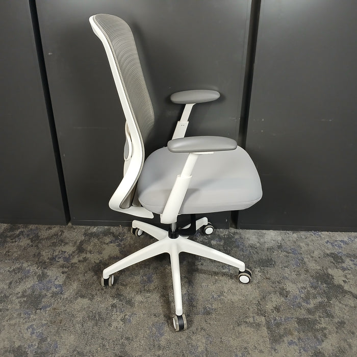 Crescent Desk Chair