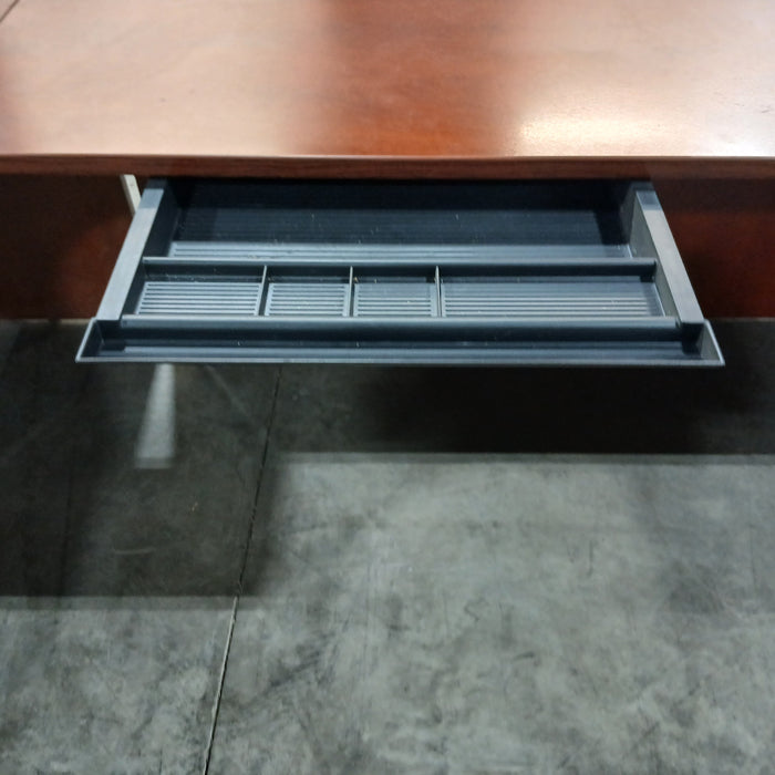 Bullet Shaped L-Desk