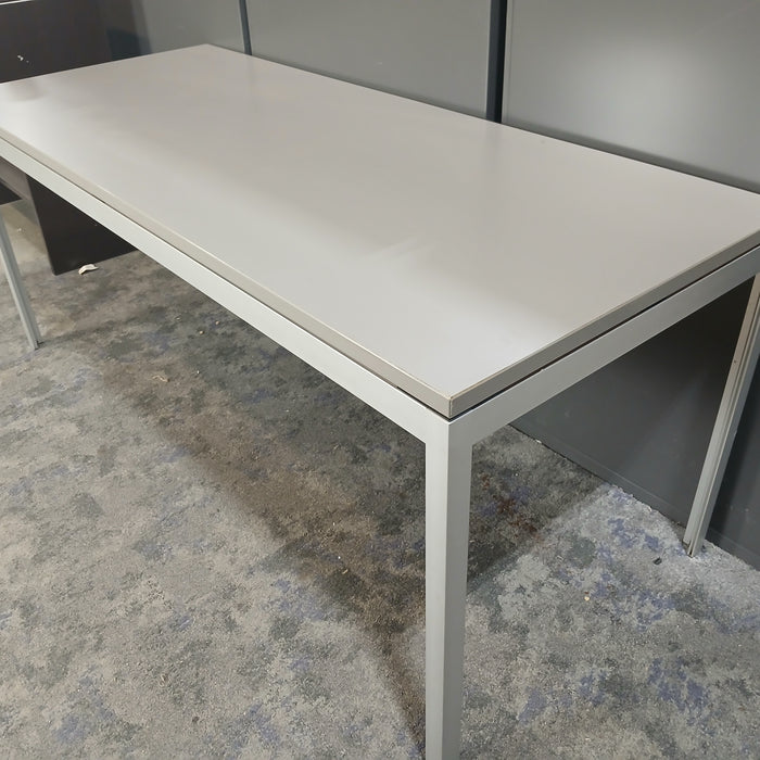 72" Straight Desk