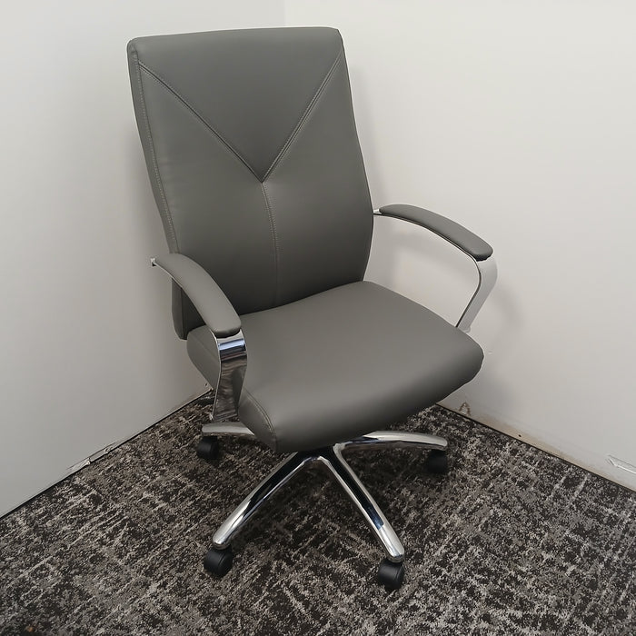 Wren Conference Room Chair