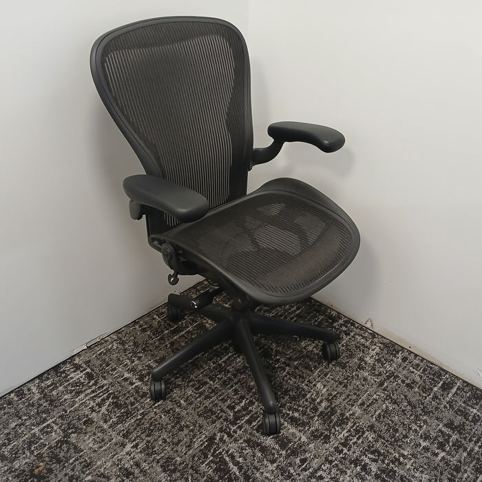 Aeron Office Chair - Size C (#7205)