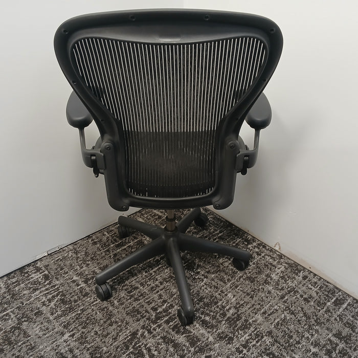 Aeron Office Chair - Size C (#7205)