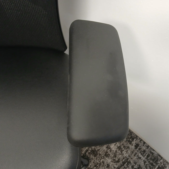 Zody Conference Room Chair