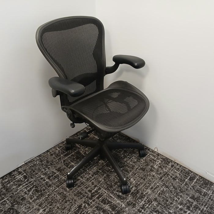 Aeron Office Chair - Size B