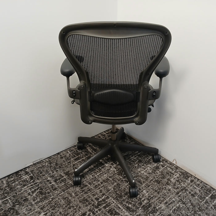Aeron Office Chair - Size B