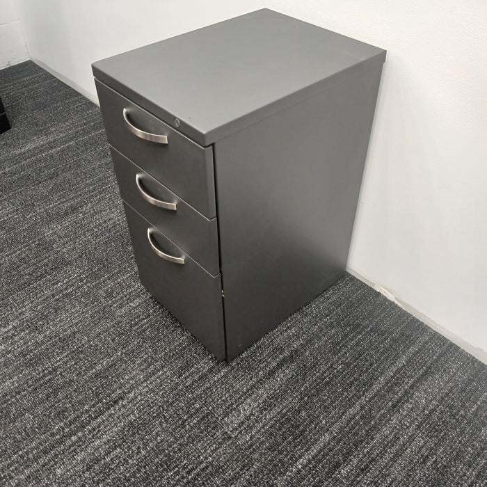 3 Drawer B/B/F Pedestal File Cabinet