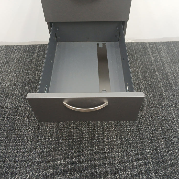 3 Drawer B/B/F Pedestal File Cabinet