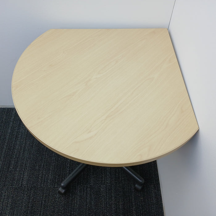 Mobile Corner Table