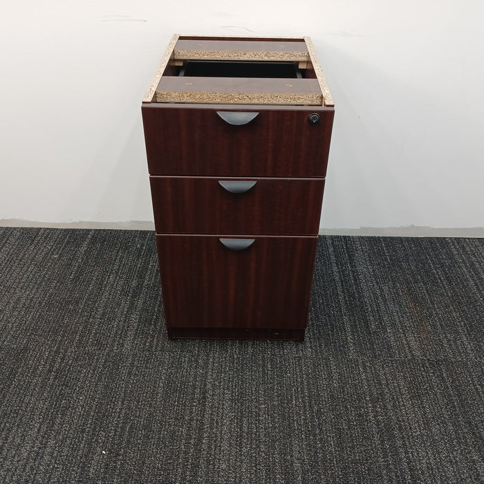 3 Drawer B/B/F Pedestal File Cabinet