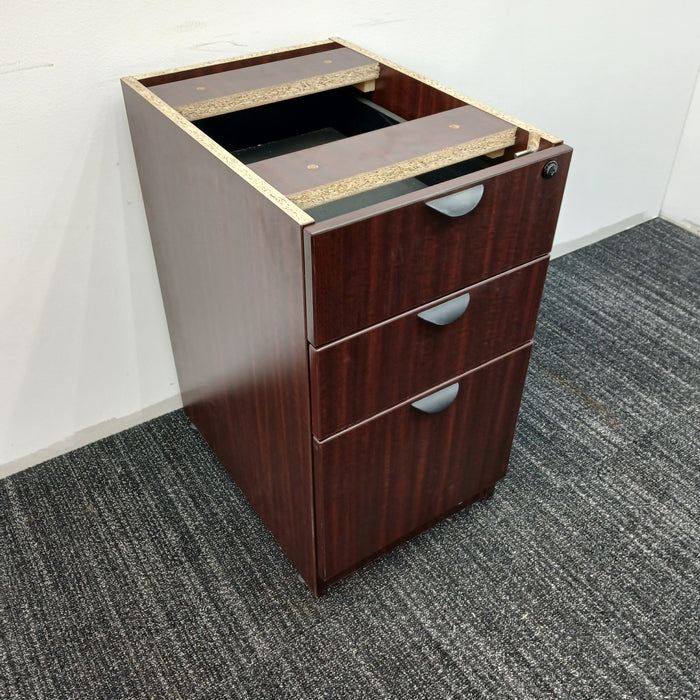3 Drawer B/B/F Pedestal File Cabinet